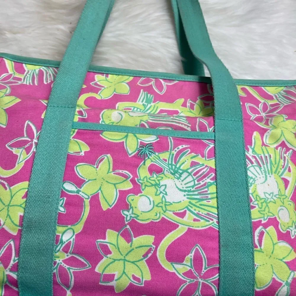 Lilly Pulitzer Rock A Hula prints 100%Cotton large diaper bag with wipes…